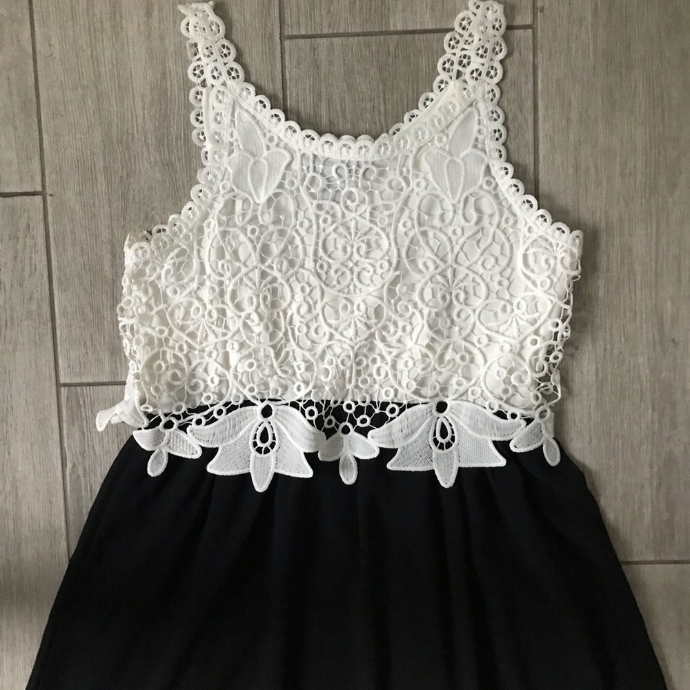 Black & white, semi-formal, slightly casual dress.